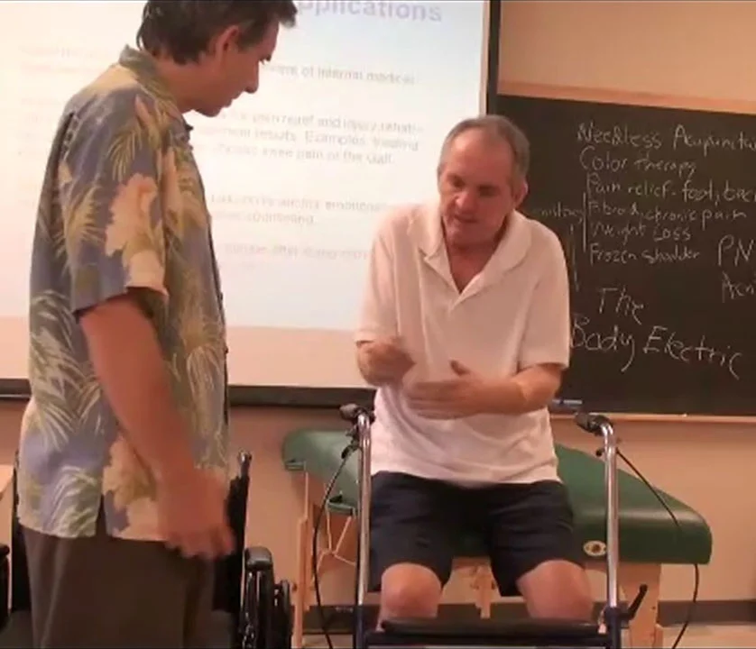 darren working with client