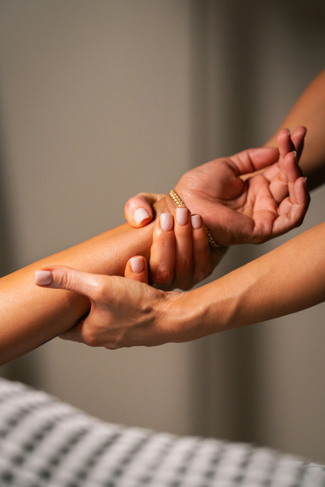 Holistic Approaches to Chronic Pain Healing